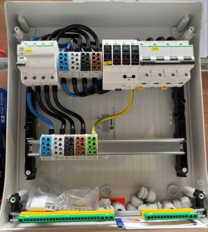 MADEnR - Coffret de protection AC pour un onduleur de 50kW triphasé